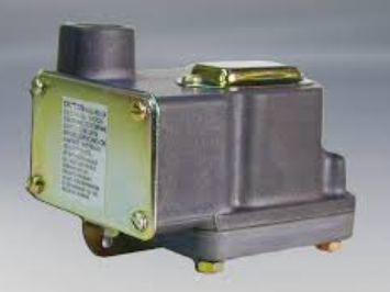 D2T-H18SS-CS-U BARKSDALE PRESSURE SWITCHES